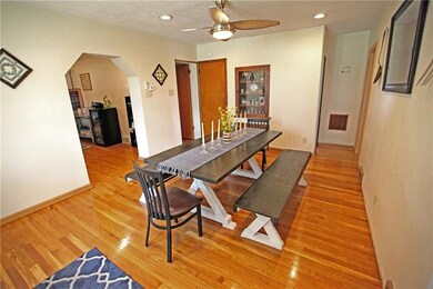 900 Hancock Ave, Vandergrift, PA 15690 - photo 6