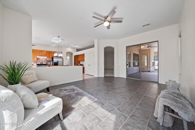 14-Family Room