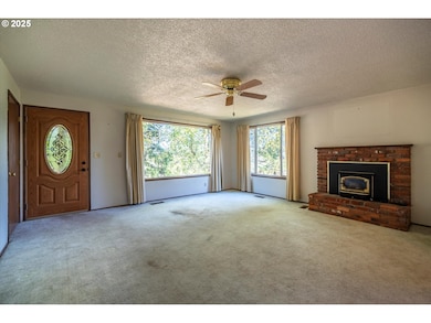 93778 Bay Park Ln, Coos Bay, OR 97420 - photo 7