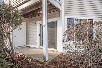 750 Whittenton St unit 813, Taunton, MA 02780 - photo 5