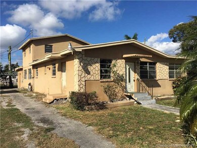 688 SW 9th St, Belle Glade, FL 33430 - photo 3