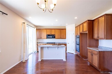 7117 S Patsburg Way, Aurora, CO 80016 - photo 5