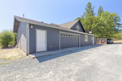 03-web-or-mls-726-earhart-rd