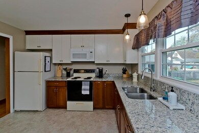 14 Alice St, Turners Falls, MA 01376 - photo 7