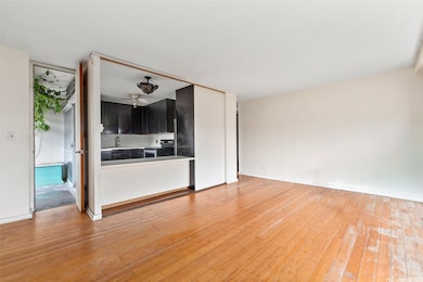 Queen Emma Gardens unit 947, Honolulu, HI 96817 - photo 4