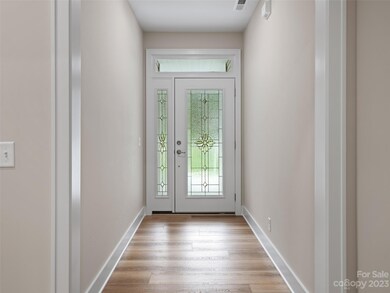 10 Chestnut Ln, Hendersonville, NC 28792 - photo 6