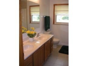 805 Ridgefield Dr, Johnson City, TN 37601 - photo 5