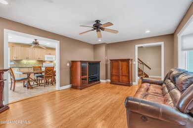 27 Paul Ave, Eatontown, NJ 07724 - photo 4