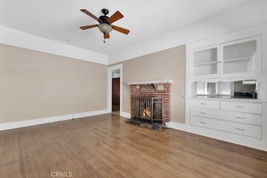 649 W 8th St, San Pedro, CA 90731 - photo 6