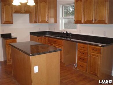 4930 Mulberry St, Coplay, PA 18037 - photo 5