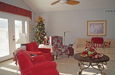 438 White Pine Blvd unit 42, Lansing, MI 48917 - photo 6