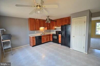 209 Heritage Ct, Walkersville, MD 21793 - photo 6