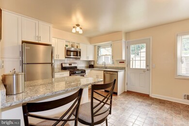 6217 Frederick Rd, Catonsville, MD 21228 - photo 6