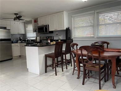 72 Wharf Rd, Warwick, RI 02889 - photo 6