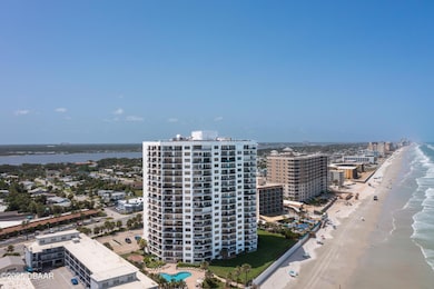 2425SAtlanticAveDaytonaBeach-5