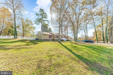 44459 Clarkes Landing Rd, Hollywood, MD 20636 - photo 2