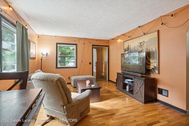 07-324-Kipling-Blvd-Lansing-MI-48912-Win