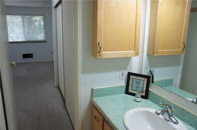 4893 76th St SW unit E901, Mukilteo, WA 98275 - photo 6