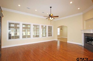 2080 2080 Equestrian Ln, Tyler, TX 75703 - photo 6