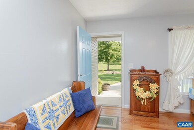 391 Hermitage Rd, Staunton, VA 24401 - photo 4