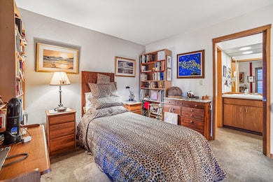 2nd Bedroom_dsc2672