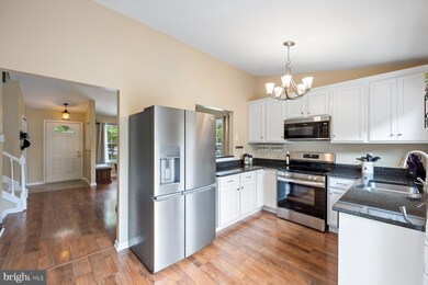 6435 Tamarack Cir, Sykesville, MD 21784 - photo 5