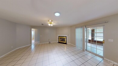 3380 Holt Cir, Pensacola, FL 32526 - photo 3