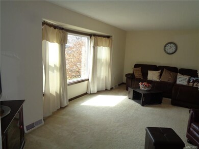 774 Castlebar Dr, North Tonawanda, NY 14120 - photo 4