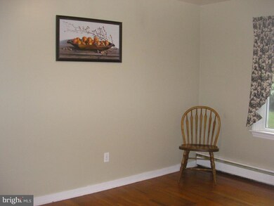 479 Redwood Dr, Lancaster, PA 17603 - photo 6