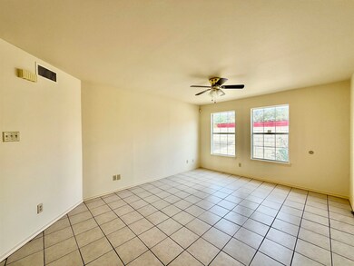 206 E Canal St unit 1, Laredo, TX 78041 - photo 6
