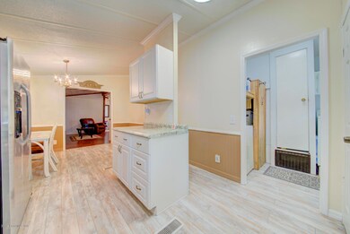 kitchen & laundry room