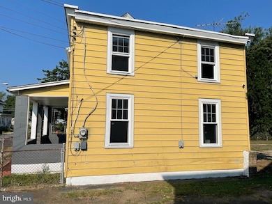 15 W Washington St, Paulsboro, NJ 08066 - photo 4