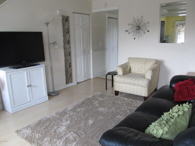 Living Rm w/Solid Surface Flooring