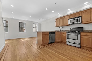 11 Wiget St unit 11-4, Boston, MA 02113 - photo 2