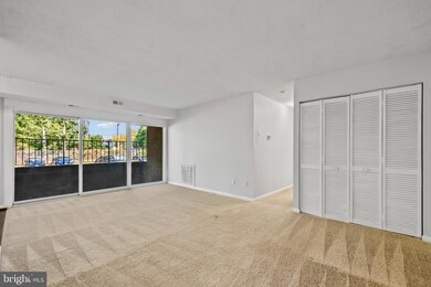 7583 Margate Ct unit 1, Manassas, VA 20109 - photo 6