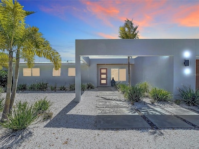 2308 Tulip St, Sarasota, FL 34239 - photo 2