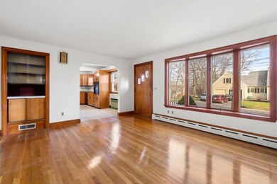 9 Rogers St, Milford, MA 01757 - photo 5