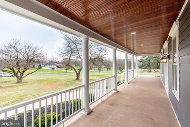 3804 Robin Hood Way, Sykesville, MD 21784 - photo 4