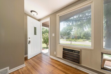 1504-Weber-Dr-Lansing-MI-48912-windowsti