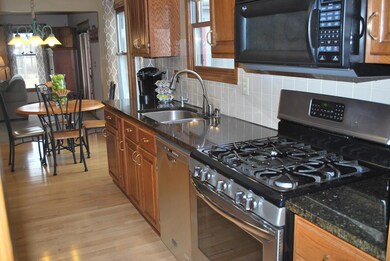 8266 Markhaven 230.JPG