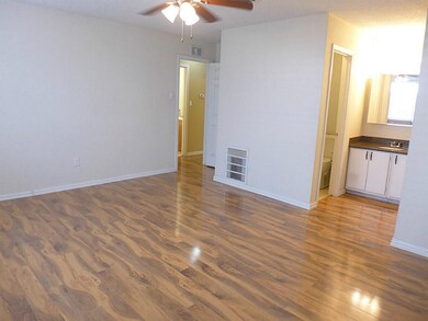 13426 Wood Terrace Dr, Houston, TX 77038 - photo 7