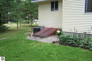 5446 E 5th St, Au Gres, MI 48703 - photo 6