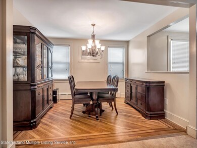 81 Murdock Pl