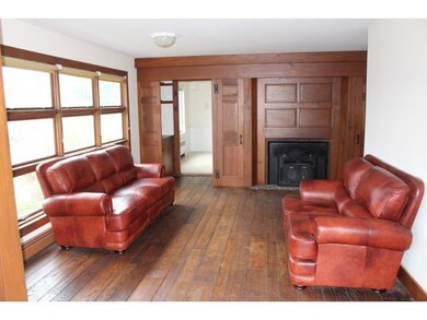 7 W Whitehall Rd, Amesbury, MA 01913 - photo 3