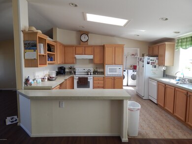 24562 N Big Springs Ranch Rd, Paulden, AZ 86334 - photo 6