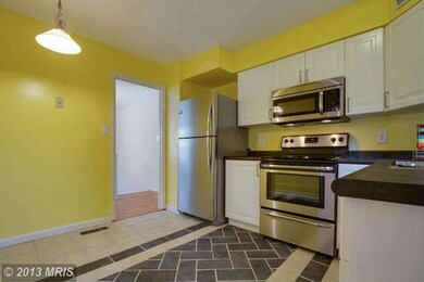 13234 Nancy Ct, Woodbridge, VA 22193 - photo 4