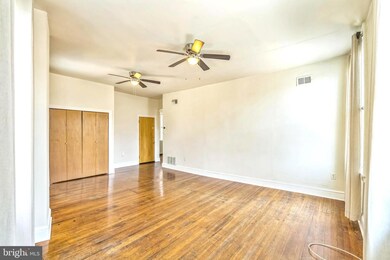 4373 Cresson St unit 2, Philadelphia, PA 19127 - photo 5