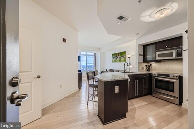 The Vue, Baltimore, MD 21202 - photo 2