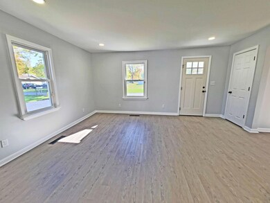 1015 E 34th St, Marion, IN 46953 - photo 6