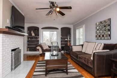 839 N Sheridan Rd, Waukegan, IL 60085 - photo 6